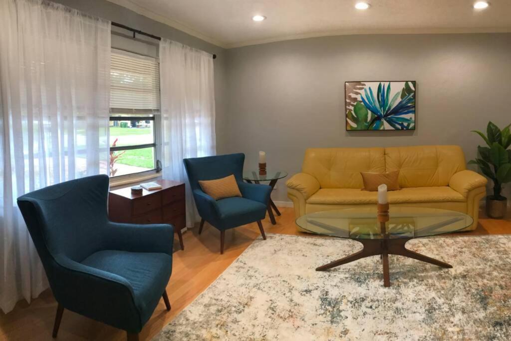 Boho Vibe 3B/2B Centrally Located Alta Vista Home サラソータ エクステリア 写真